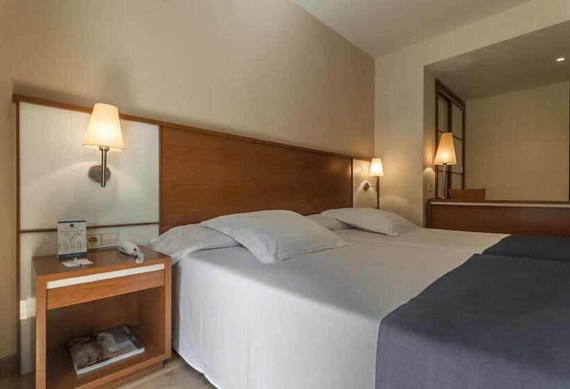 هتل Rh Sorolla Centro