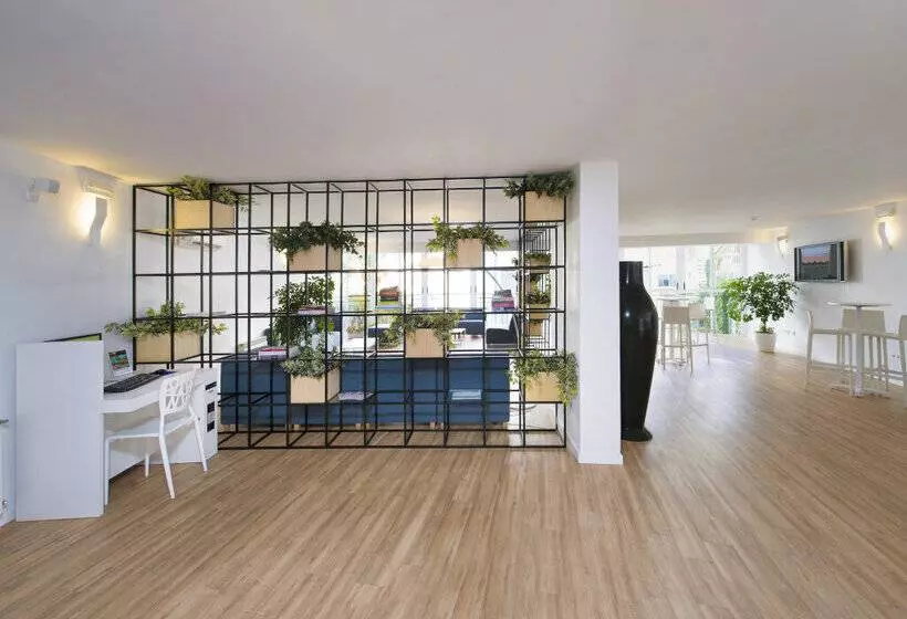 ホテル Vibra Marítimo