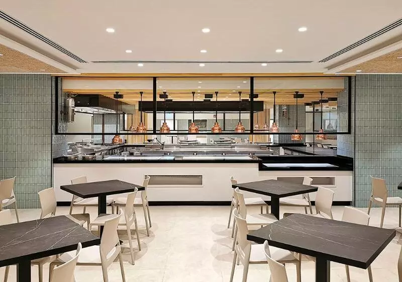 Aparthotel Acualandia