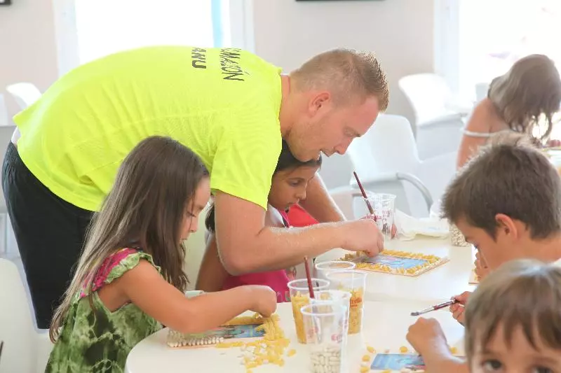 Aparthotel Acualandia