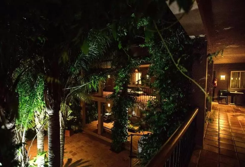 Chillout Hotel Tres Mares