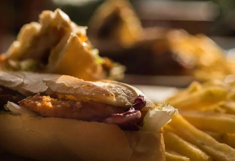 Chillout Hotel Tres Mares