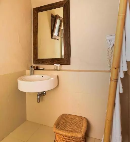 Chillout Hotel Tres Mares