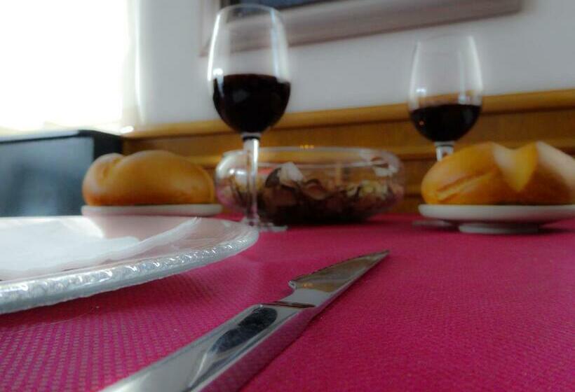 בית מלון כפרי Azuqueca