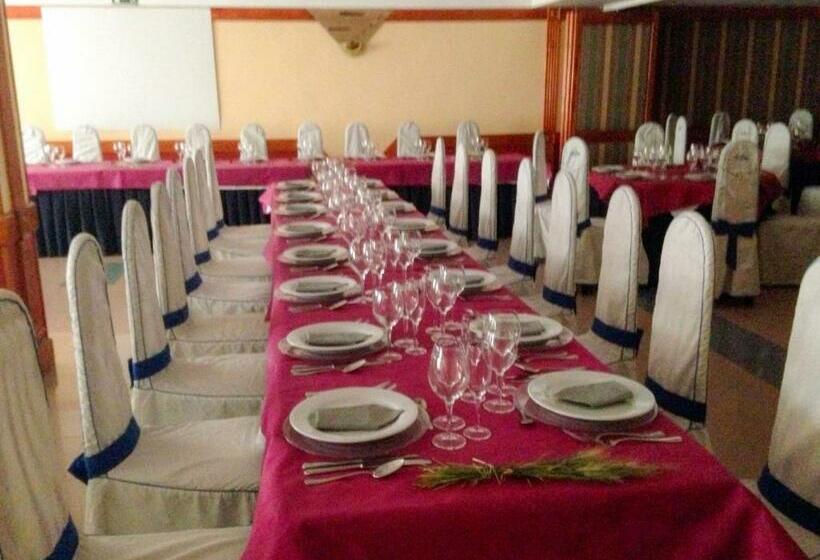 בית מלון כפרי Azuqueca