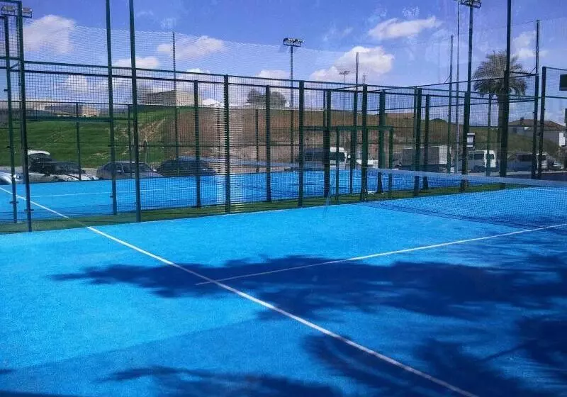 Отель Castillo De Montemayor