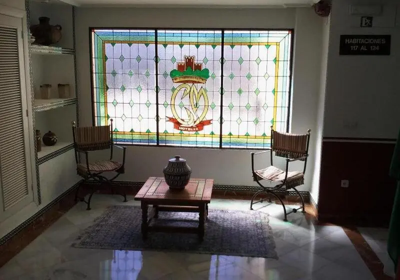ホテル Castillo De Montemayor