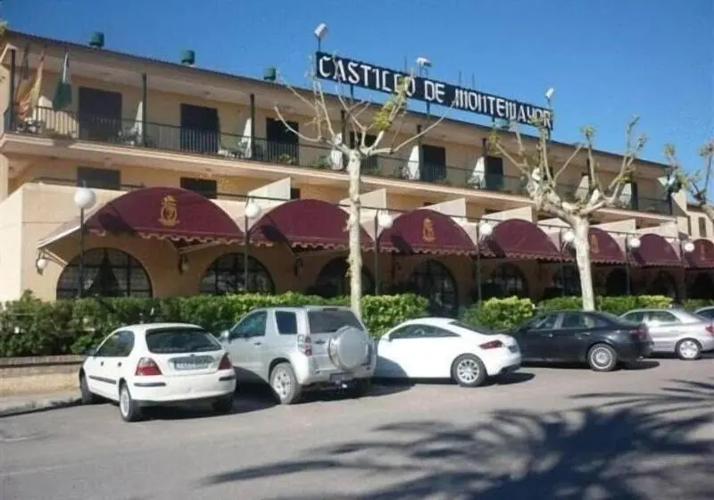 ホテル Castillo De Montemayor