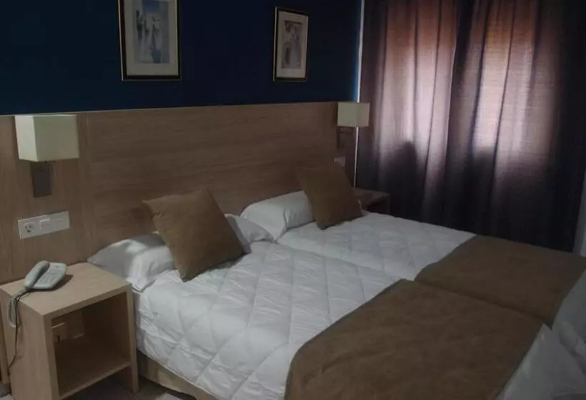 Отель Catalan Puerto Real