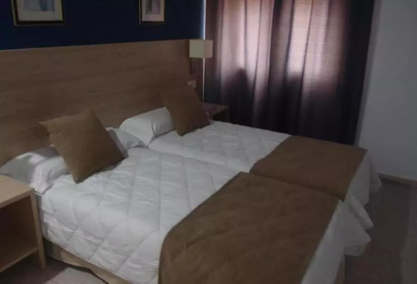 Отель Catalan Puerto Real