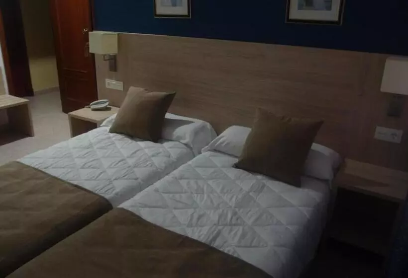 Отель Catalan Puerto Real