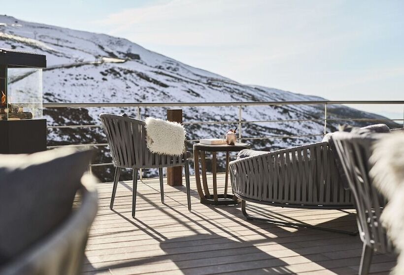 هتل El Lodge, Ski & Spa