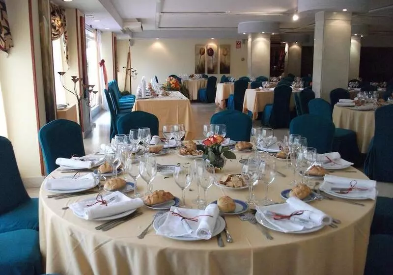 酒店 Isla Bella & Spa