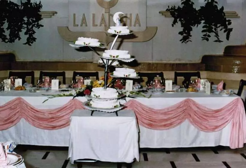 Отель La Lancha