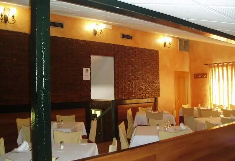 Отель Manzanares