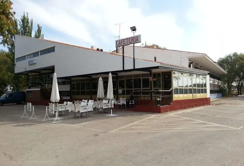 ホテル Manzanares