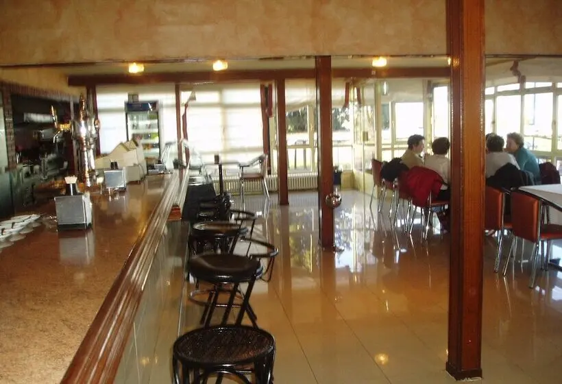 ホテル Manzanares