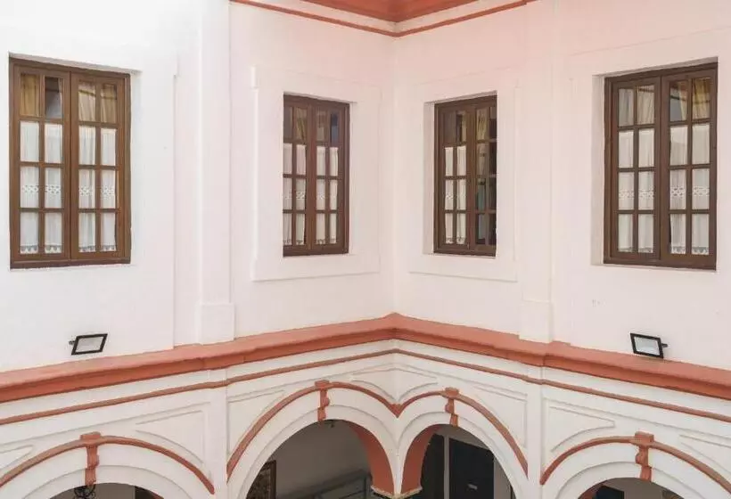 Hotel Marques De Torresoto By Vivere Stays