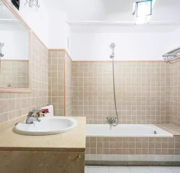 Hotel Marques De Torresoto By Vivere Stays