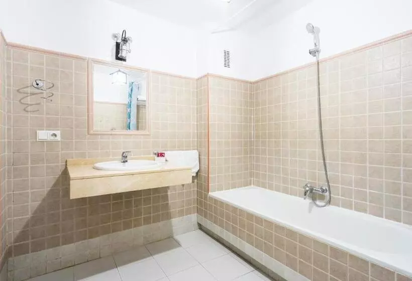 Hotel Marques De Torresoto By Vivere Stays