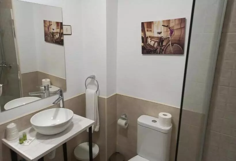 فندق ريفى Valle Del Jerte Los Arenales