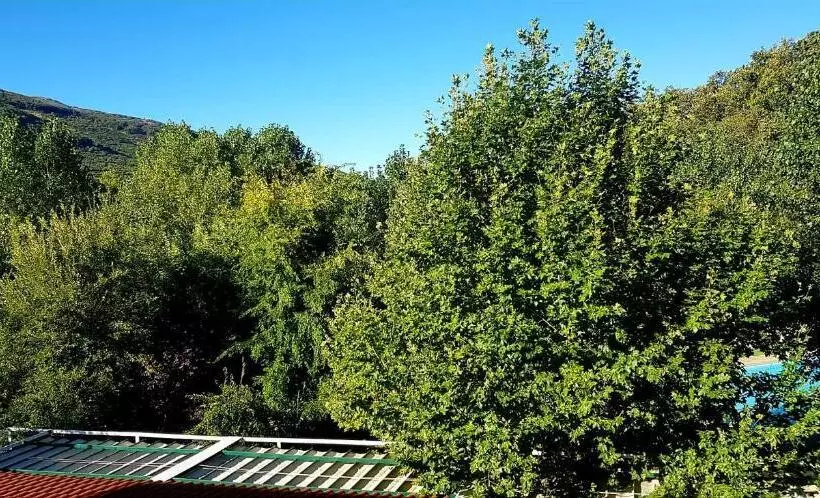 فندق ريفى Valle Del Jerte Los Arenales