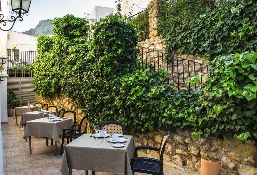 교외 호텔 Zuhayra