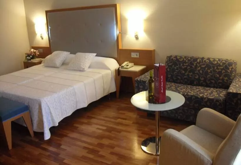 فندق Santa Cecilia