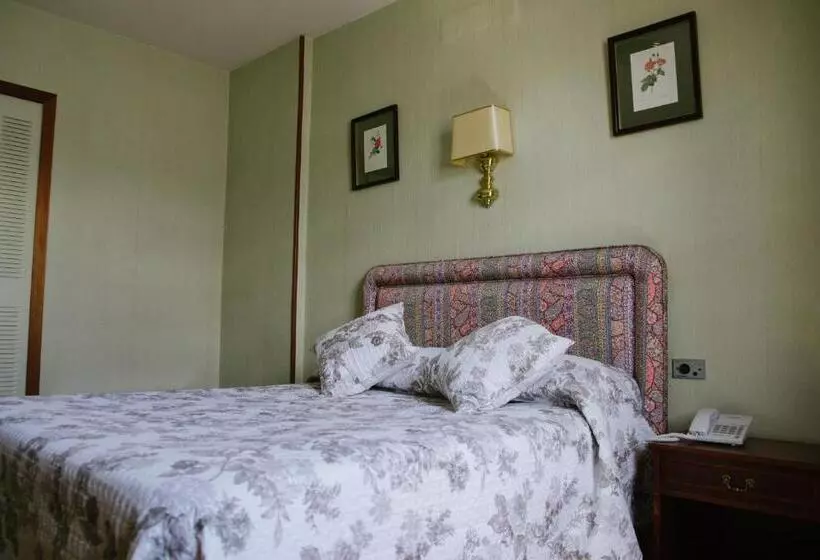 Отель Sierra De Aracena