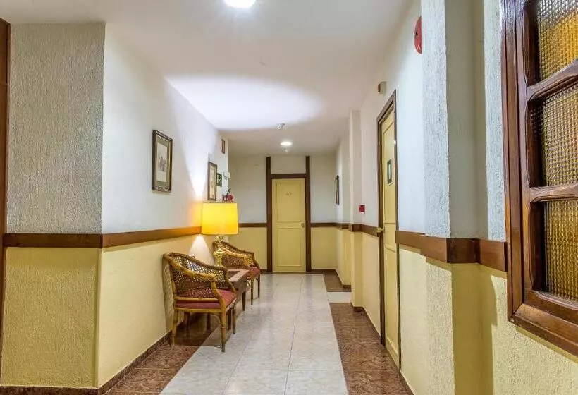 Отель Sierra De Aracena