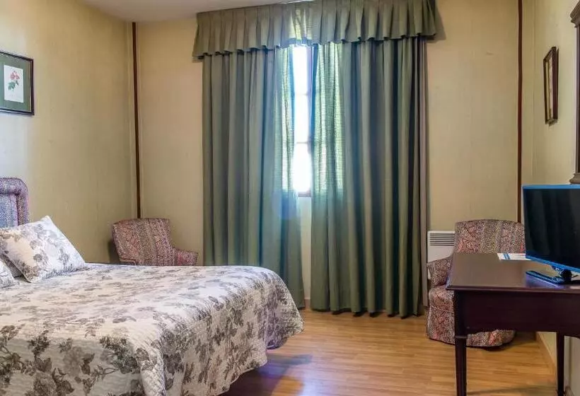 Отель Sierra De Aracena