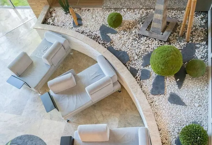 Hotel Urdanibia Park