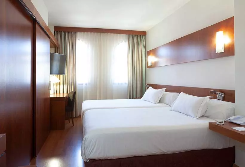 호텔 Senator Huelva