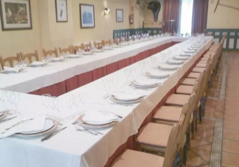 Hotel Aeropuerto Ifema Madrid Torre Hogar Premium