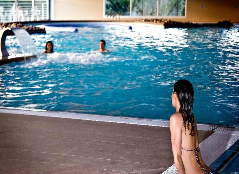 ホテル Arnoia Caldaria