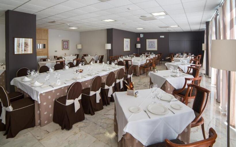 ホテル Arnoia Caldaria