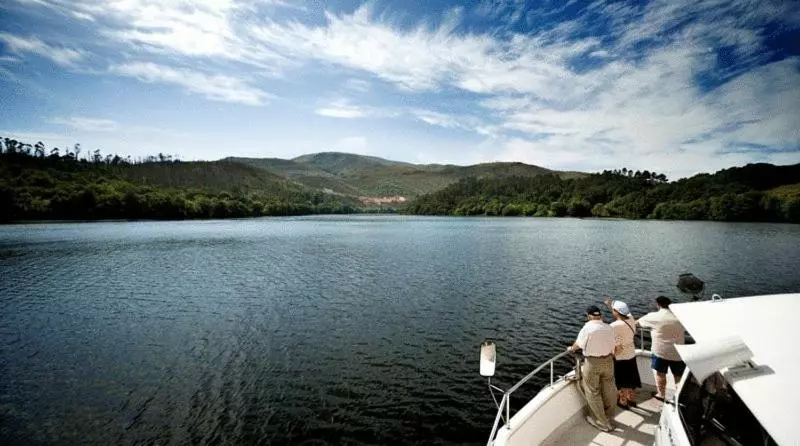 בית מלון כפרי Arnoia Caldaria