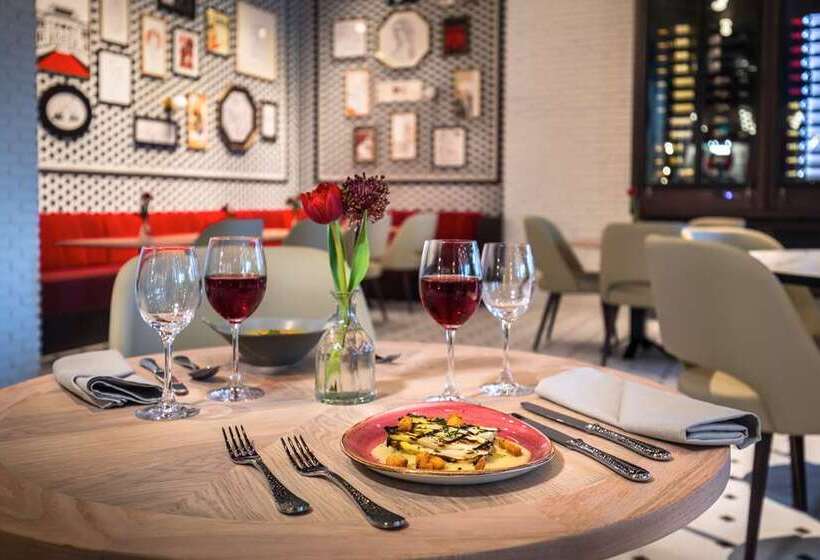 هتل Canopy by Hilton Madrid Castellana