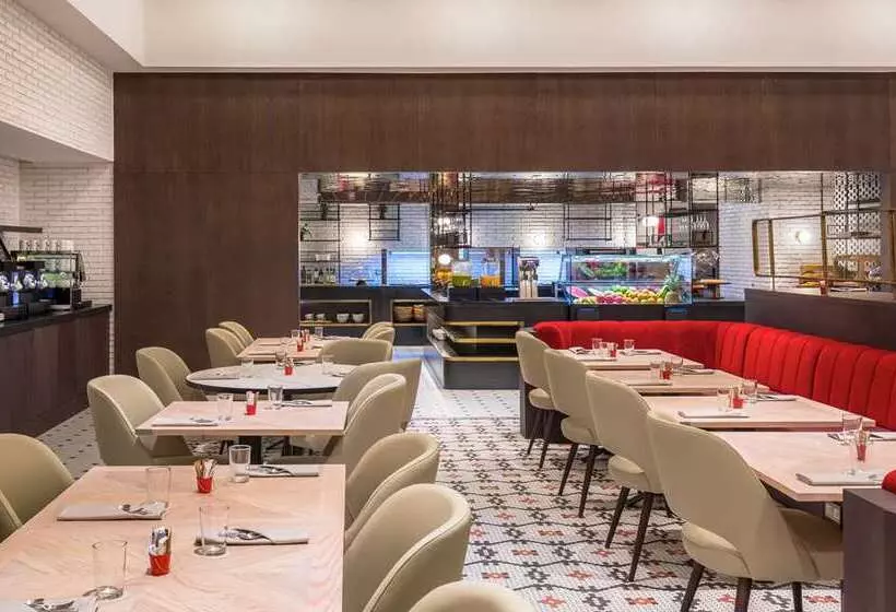 هتل Canopy by Hilton Madrid Castellana