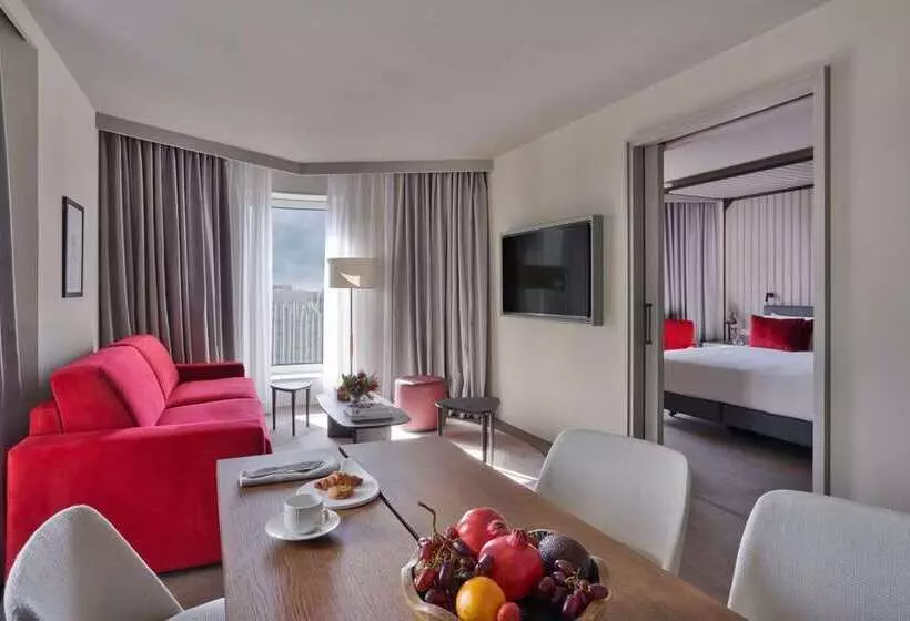 هتل Canopy by Hilton Madrid Castellana