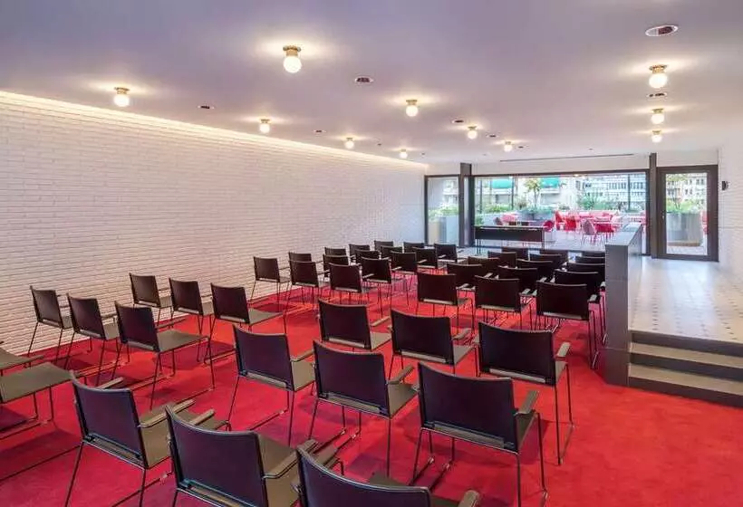 هتل Canopy by Hilton Madrid Castellana