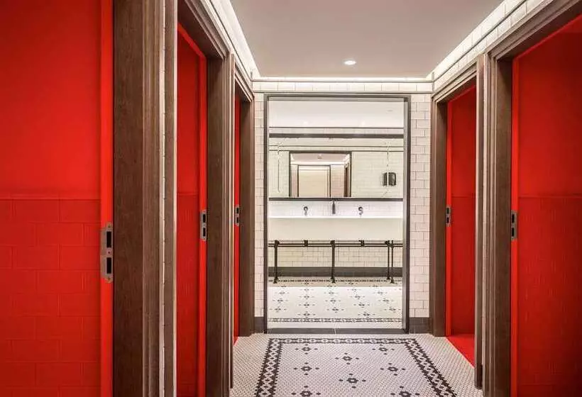 هتل Canopy by Hilton Madrid Castellana