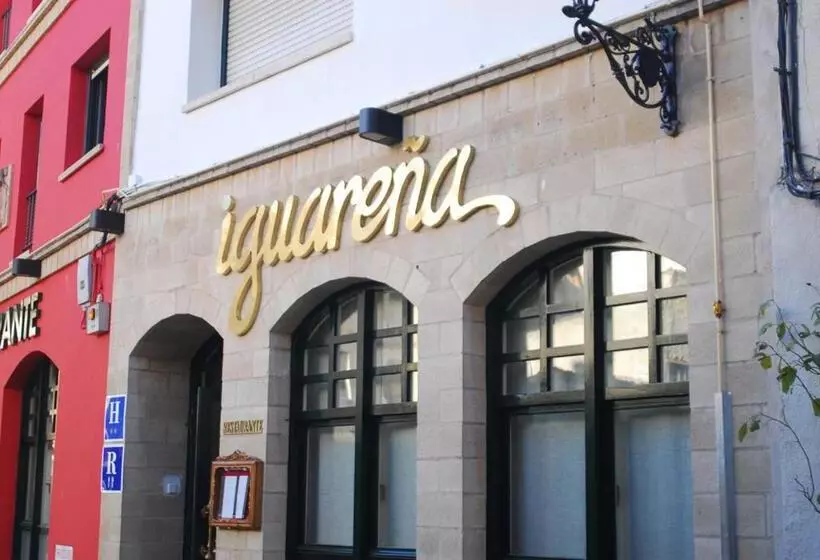 ホテル Iguareña