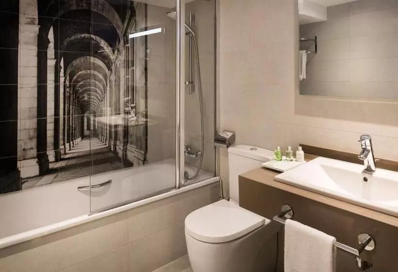 酒店 NH Madrid Zurbano