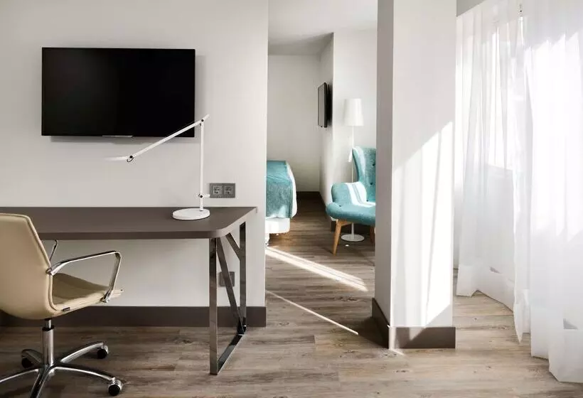 酒店 NH Madrid Zurbano