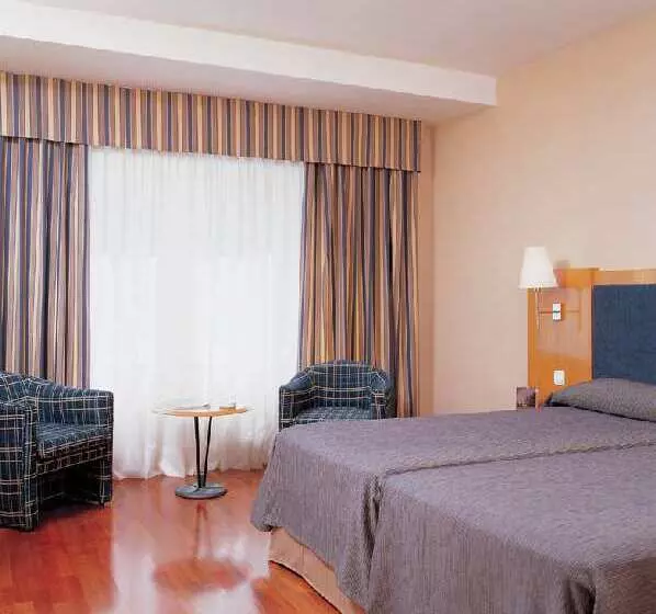 酒店 NH Madrid Zurbano