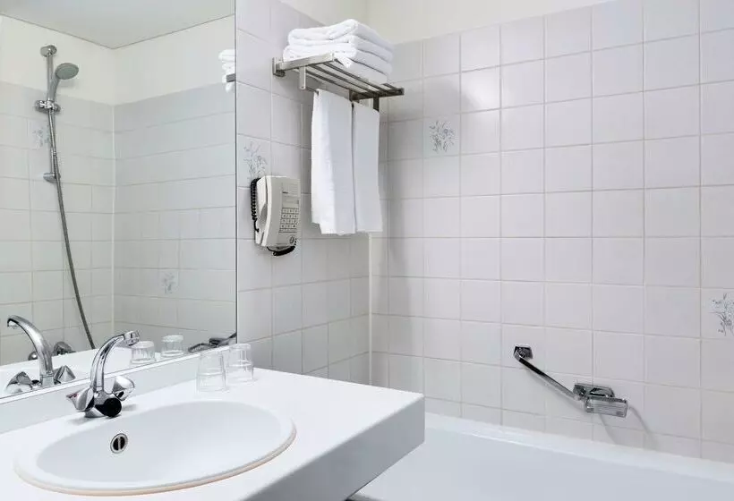 酒店 NH Madrid Zurbano