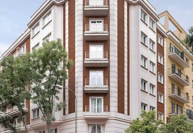 酒店 NH Madrid Zurbano