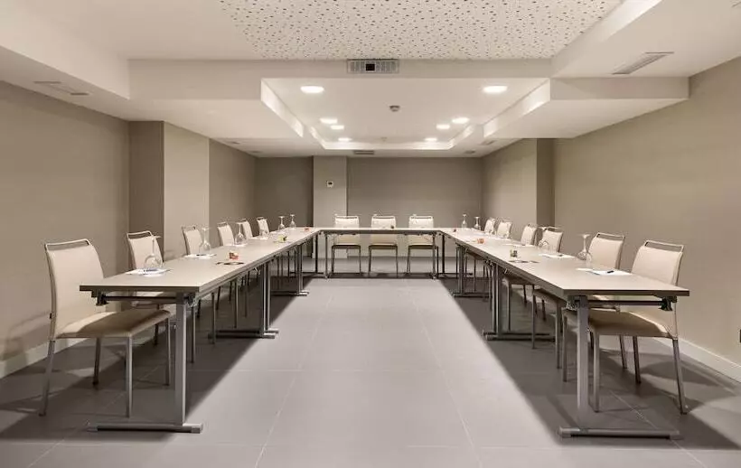 酒店 NH Madrid Zurbano