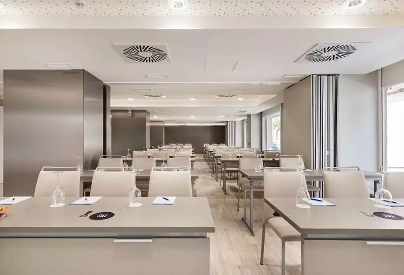 酒店 NH Madrid Zurbano